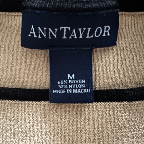 Ann Taylor Women's Elegant Navy Blue Tan Stripe Pullover Top Size Medium NWOT - Picture 4 of 7